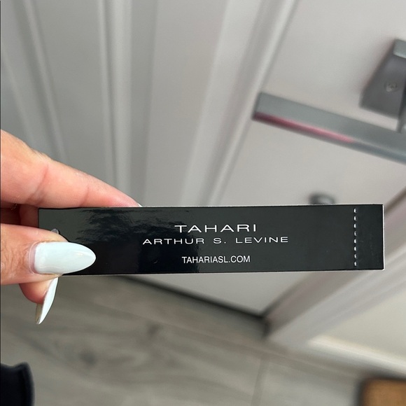 Tahari Arthur Levine Black Pearl Ruffle Women's Jacket - Picture 5 of 7